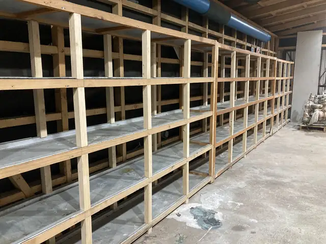 Mantención estructural Aerocord · Estantería construida en bodega de insumos
